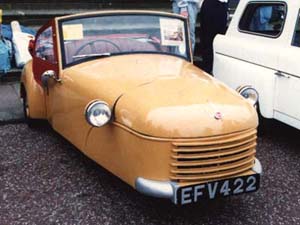 1951 MkA Bond Minicar front view
